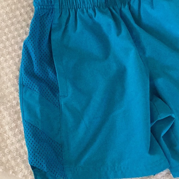 🐒 Shorts - Picture 2 of 5